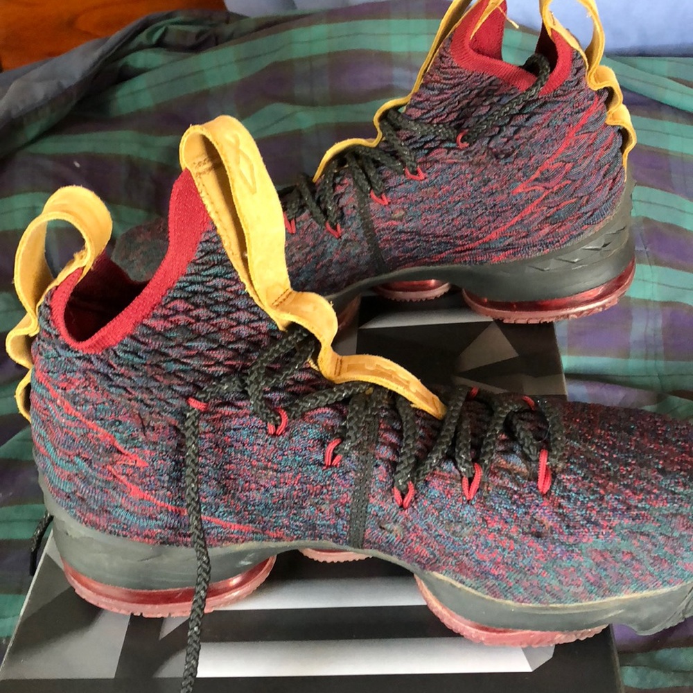 Lebron XV